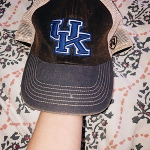 University of Kentucky Mesh Baseball Cap